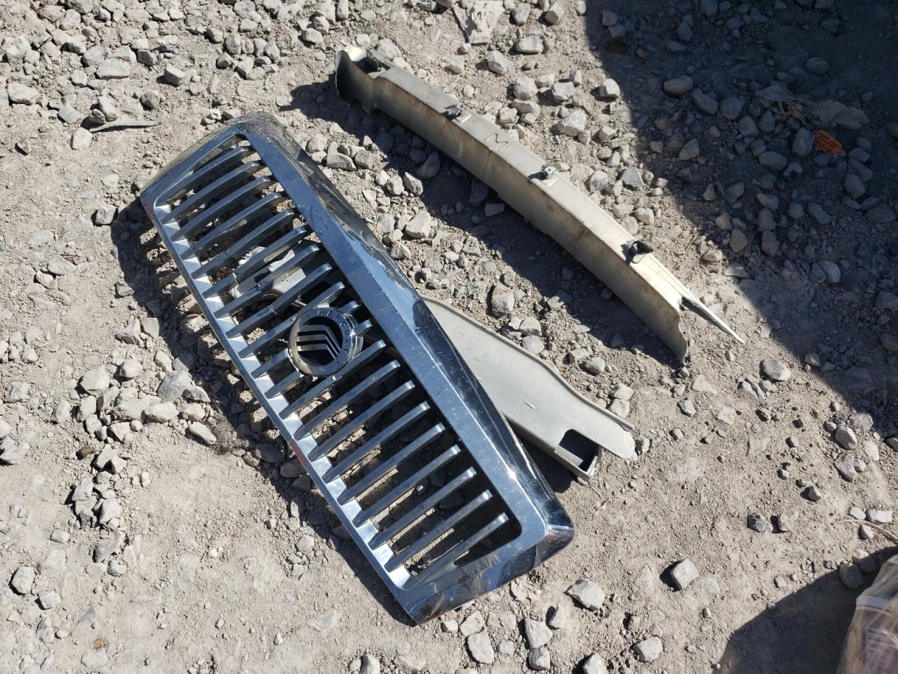 2011 Mercury Grand Marquis Ls VIN: 2MEBM7FV0BX605499 Lot: 84521745