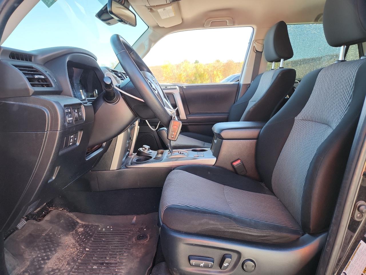 2022 Toyota 4Runner Sr5/Sr5 Premium VIN: JTEMU5JR5N6003315 Lot: 90271515