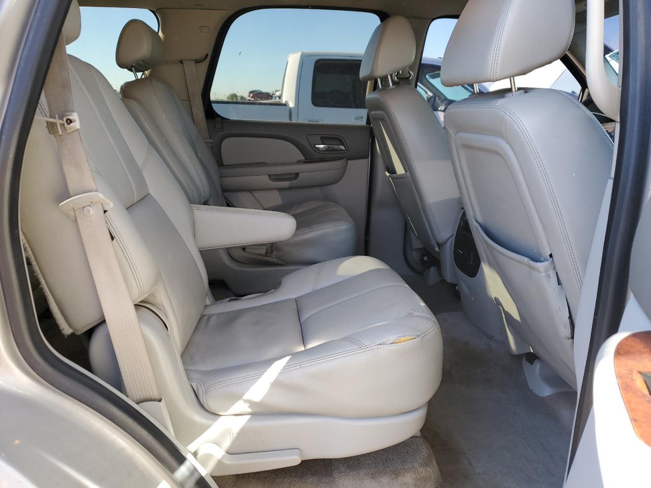 2009 GMC Yukon Slt VIN: 1GKFK33009R151452 Lot: 84011485