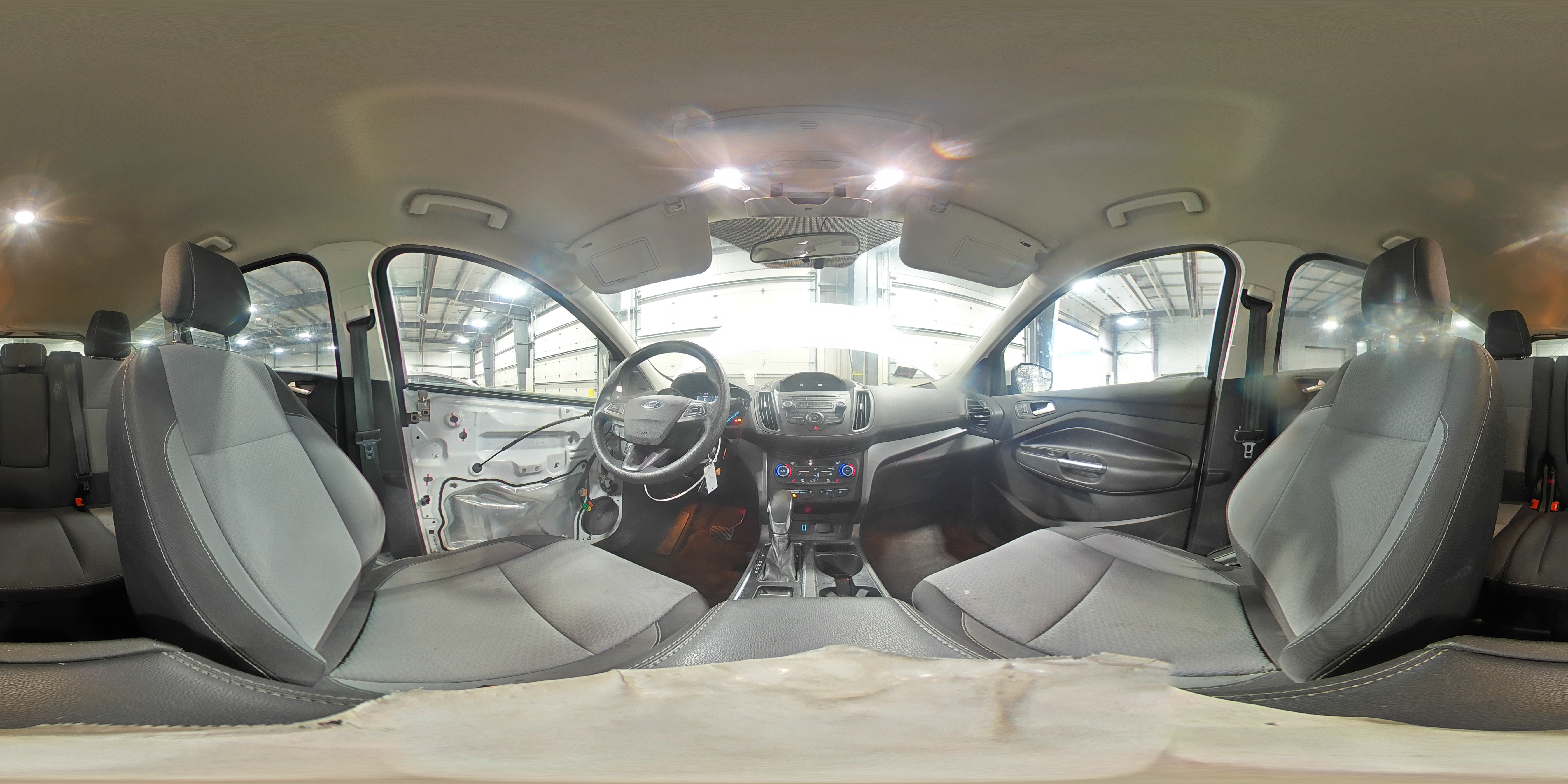 2018 Ford Escape Se VIN: 1FMCU9GDXJUC49586 Lot: 86699655