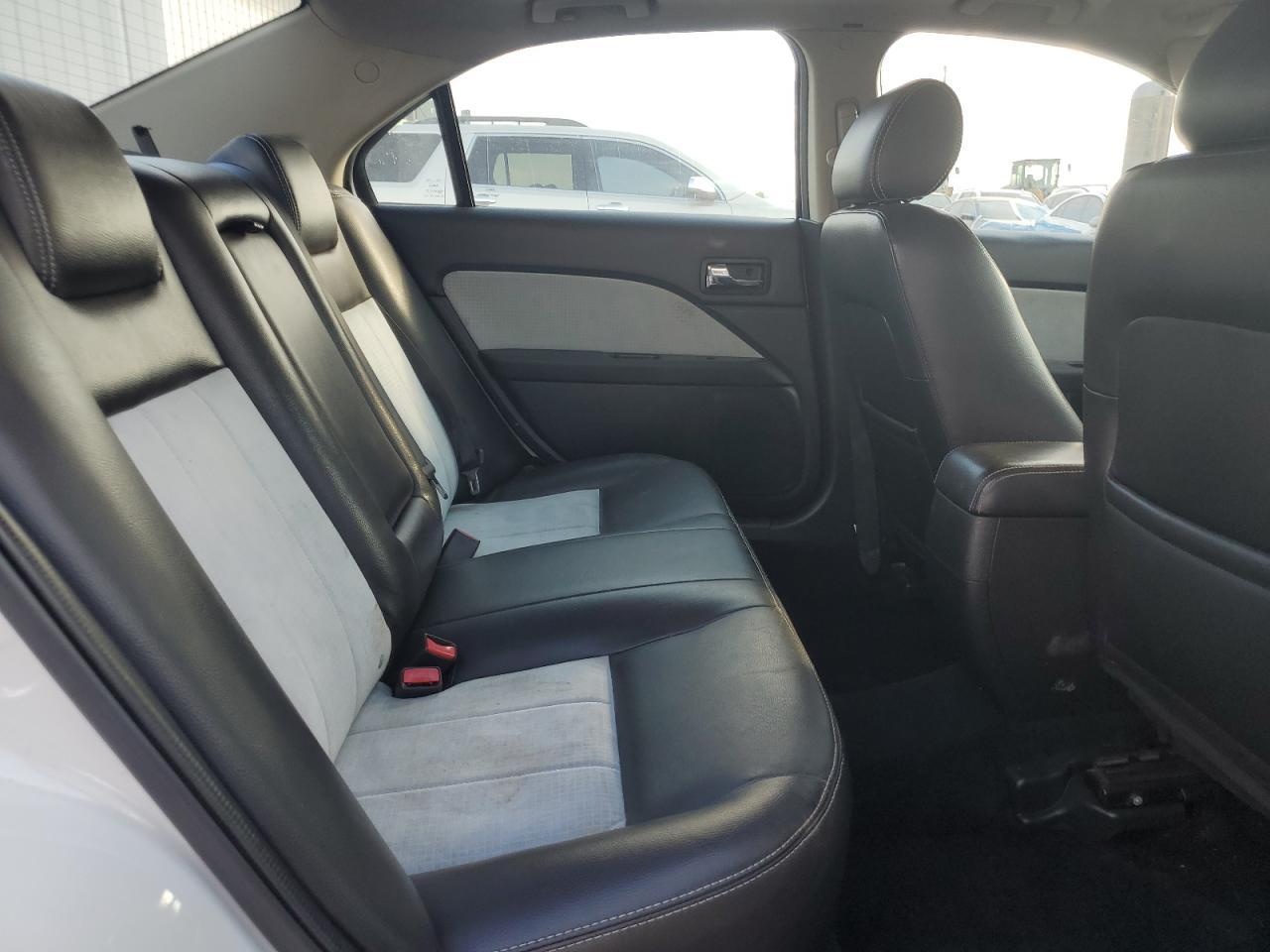 2008 Mercury Milan VIN: 3MEHM07Z88R604840 Lot: 87292935