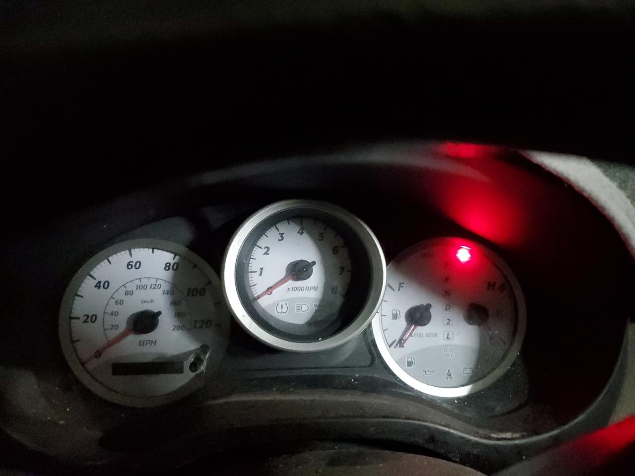 2004 Toyota Rav4 VIN: 026818 Lot: 85203695