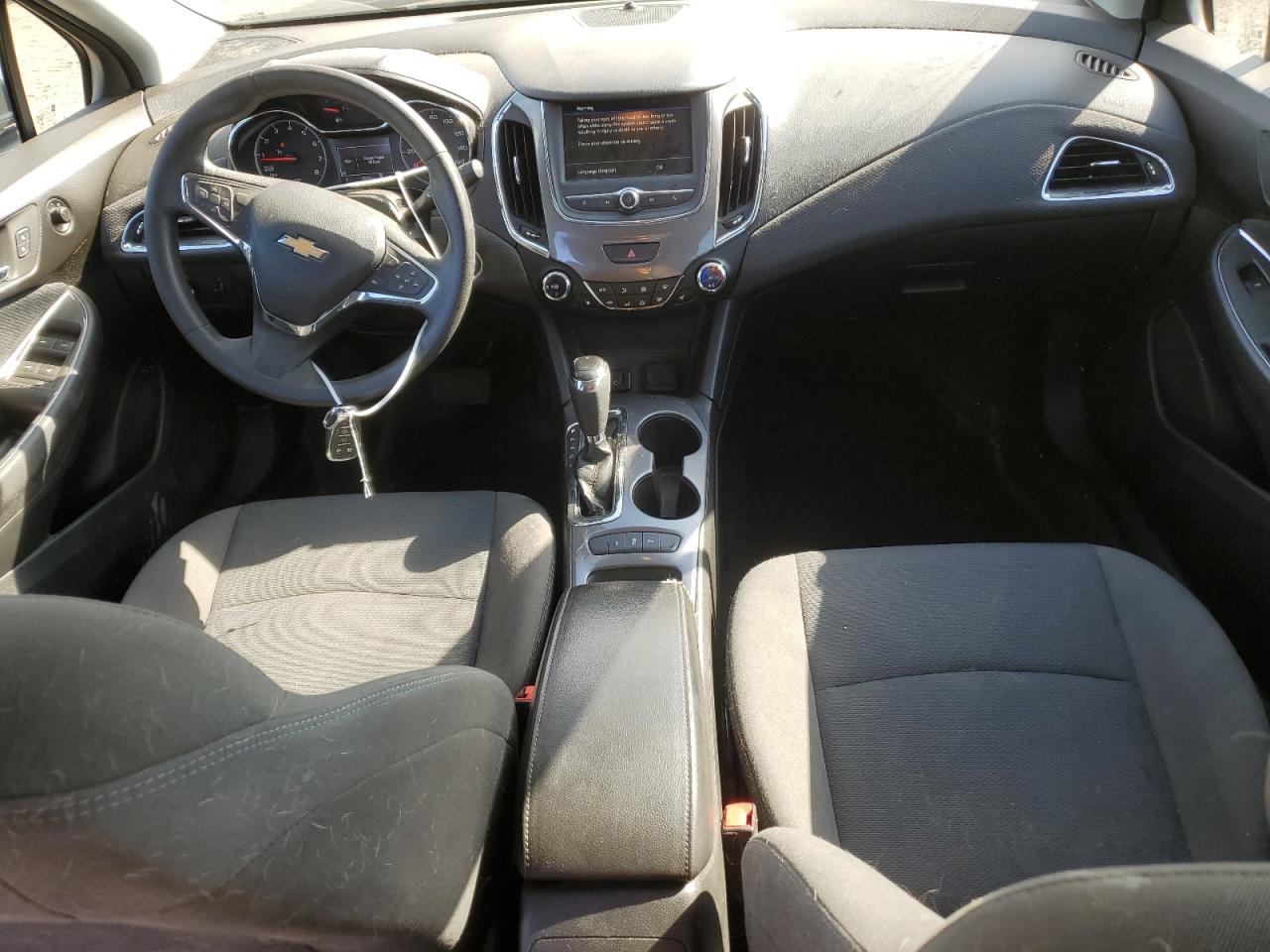 2019 Chevrolet Cruze Lt VIN: 1G1BE5SM7K7135566 Lot: 85298165
