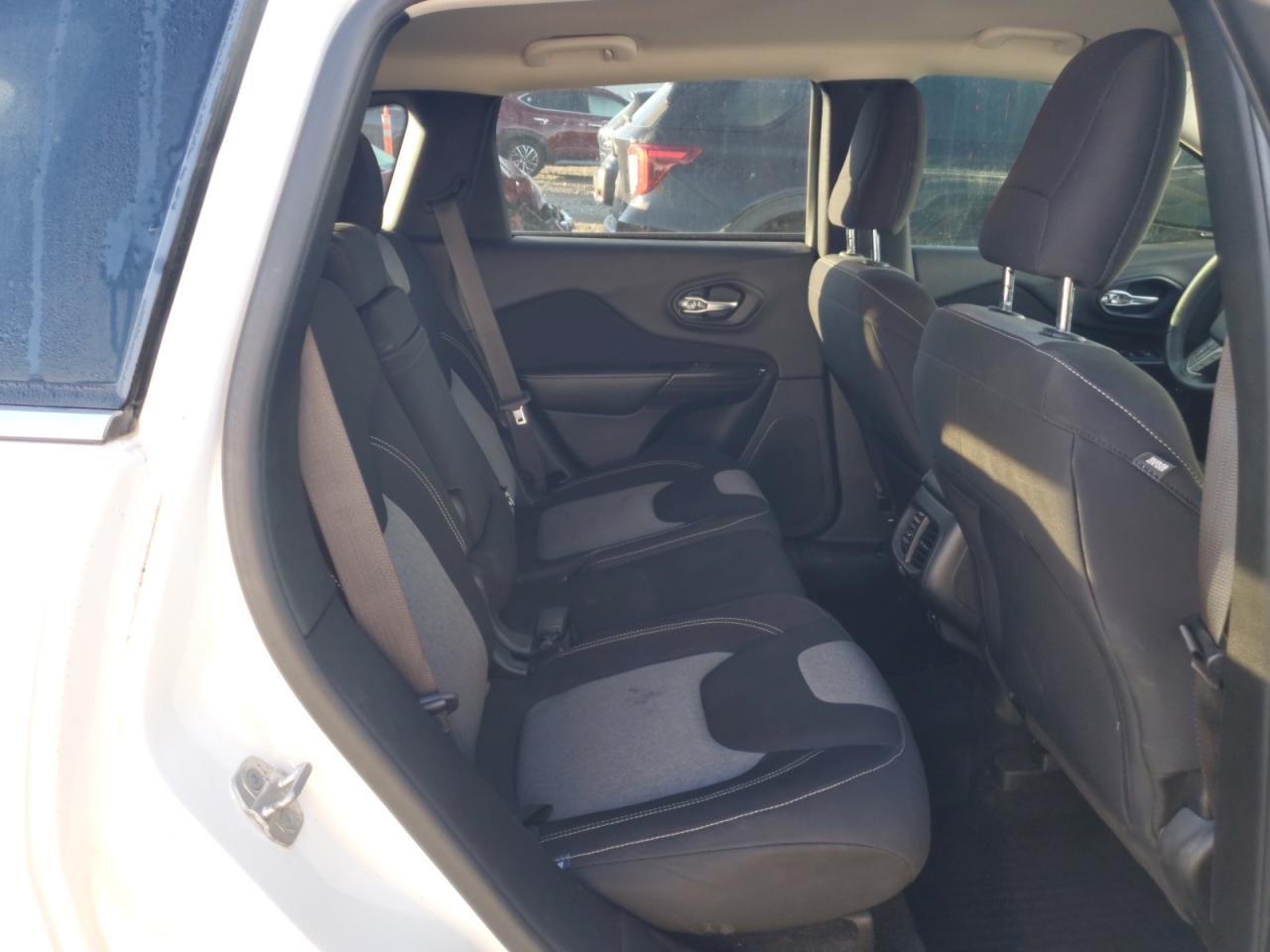 2014 Jeep Cherokee Latitude VIN: 1C4PJMCBXEW107562 Lot: 86841025