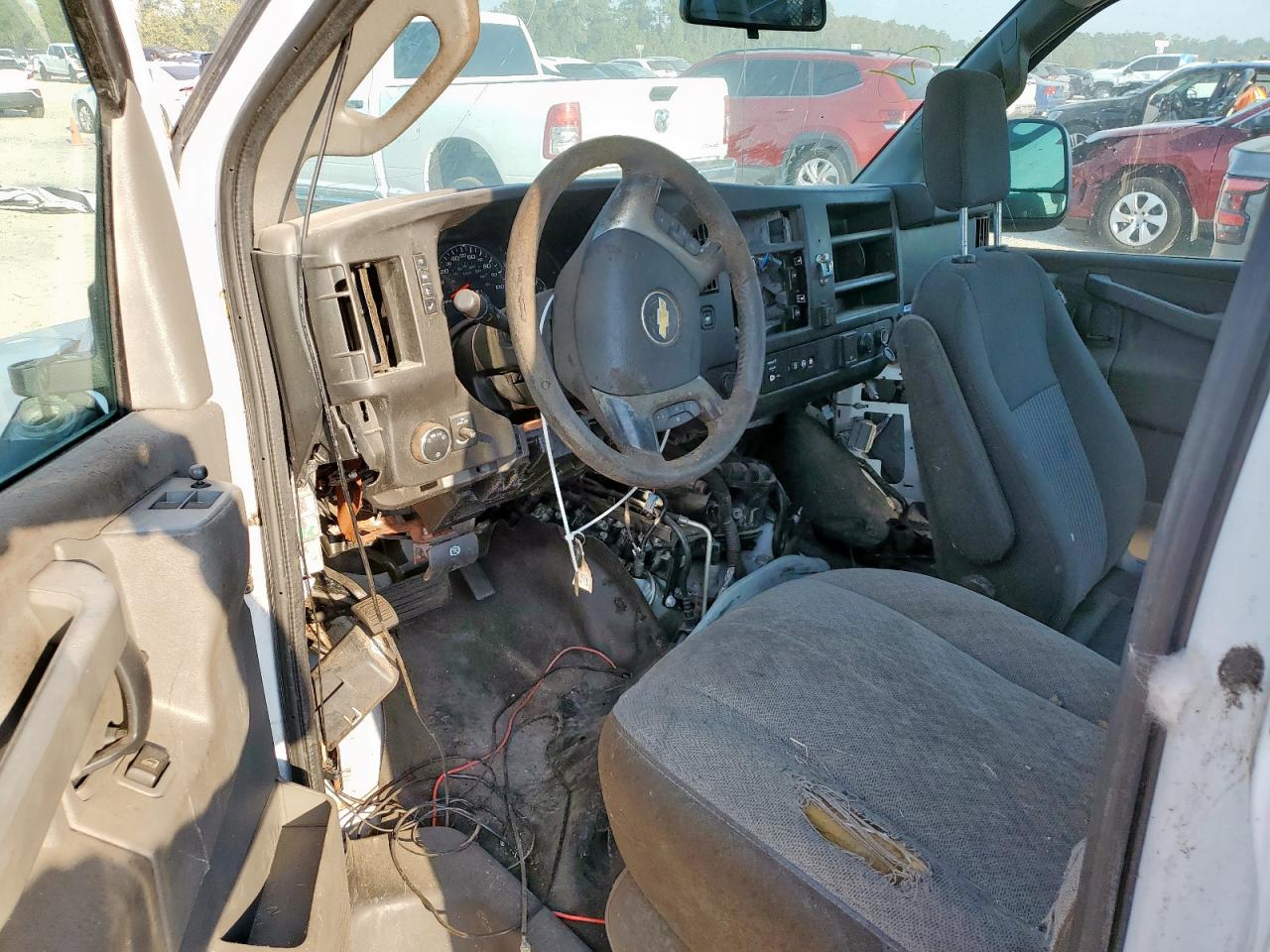 2018 Chevrolet Express G3500 VIN: 1GCZGHFG6J1168484 Lot: 84300445
