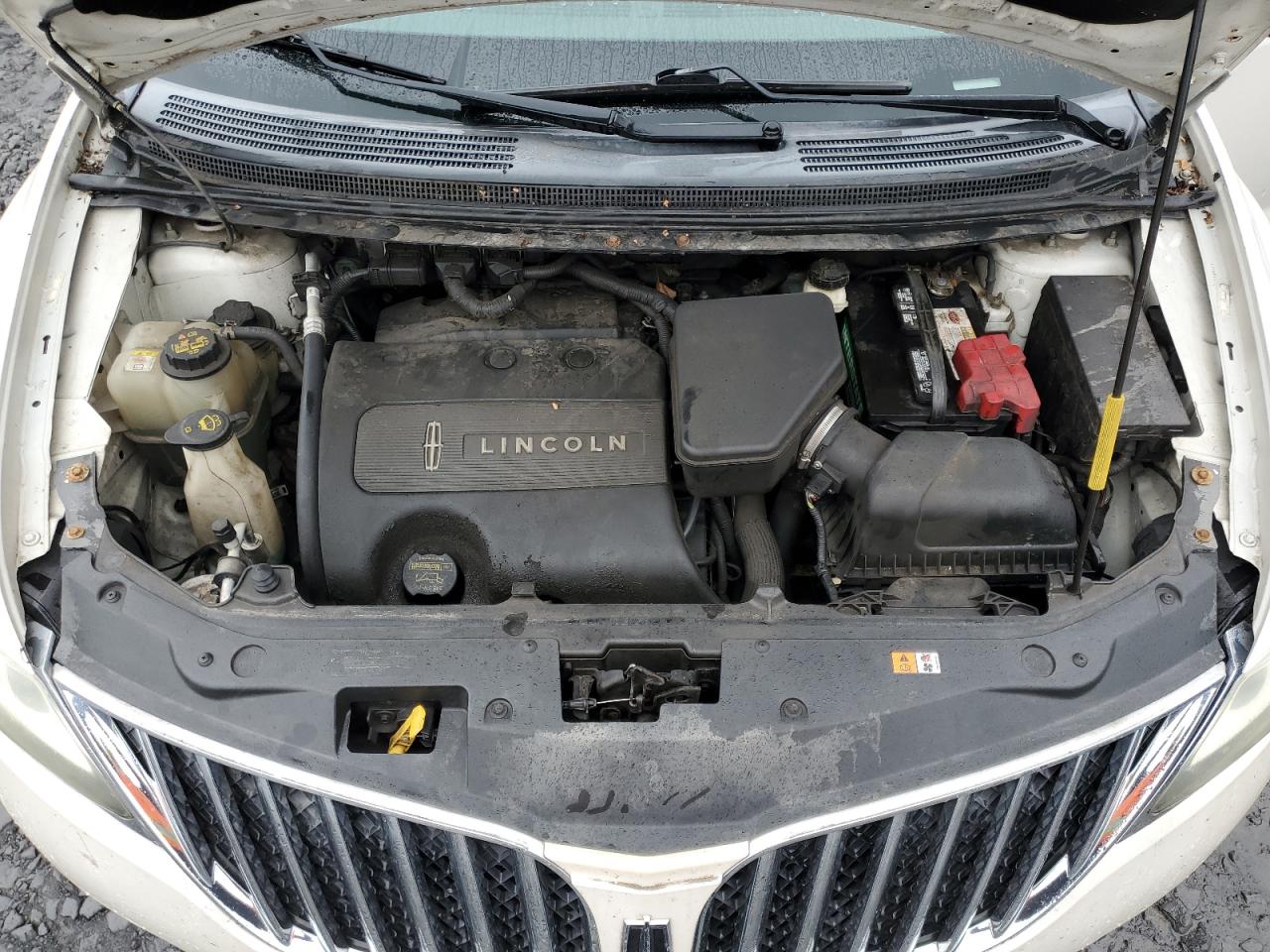 2011 Lincoln Mkx VIN: 2LMDJ8JKXBBJ30995 Lot: 82341815