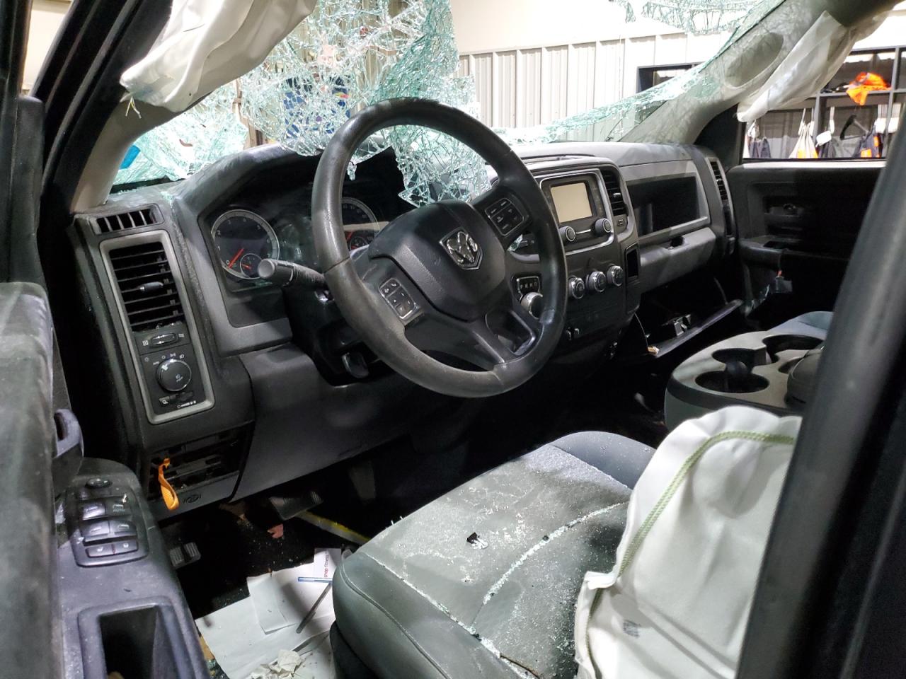 2019 Ram 1500 Classic Tradesman VIN: 1C6RR7FG7KS502884 Lot: 86129065