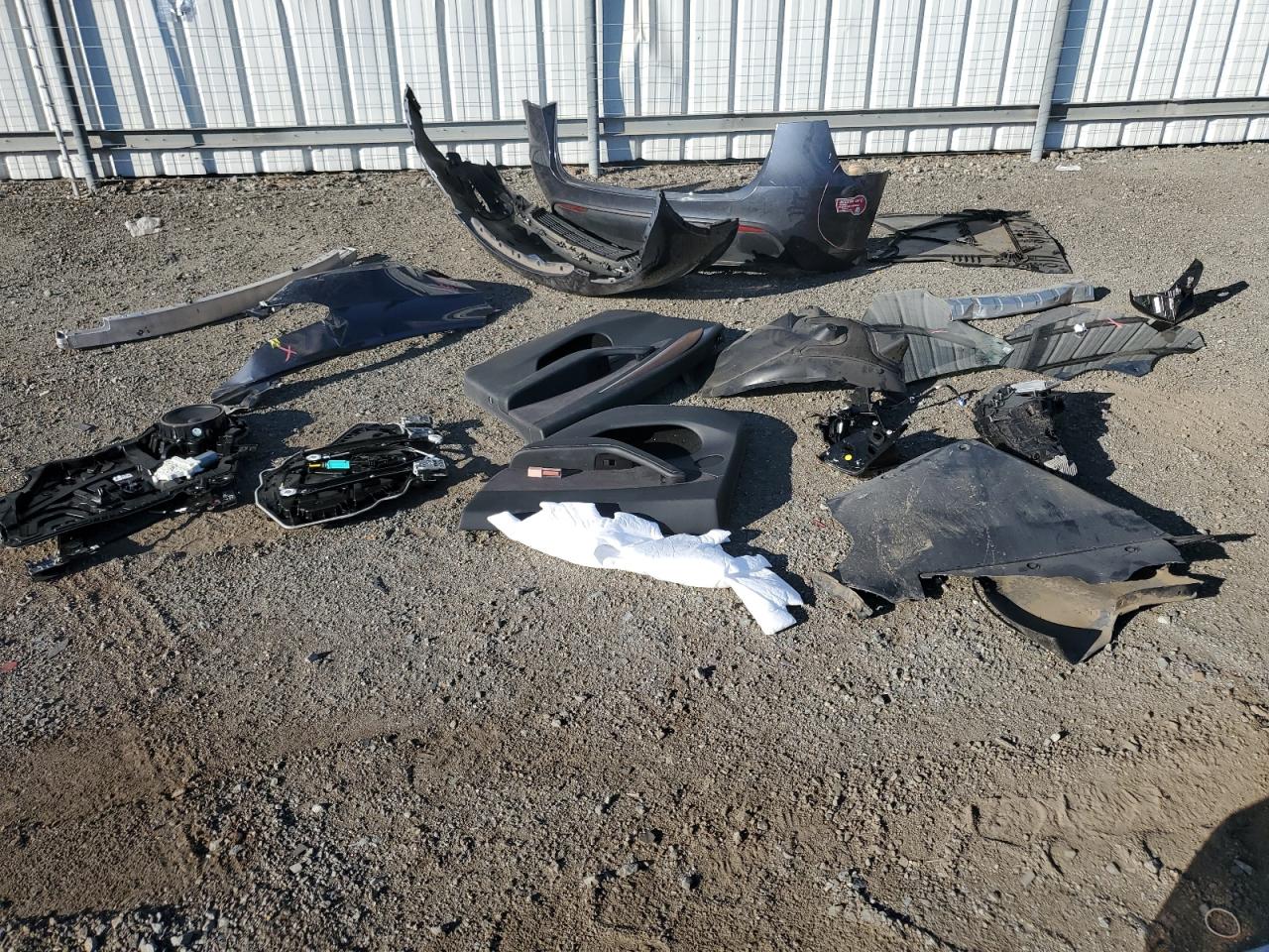 2023 Tesla Model Y VIN: 7SAYGDEE2PA104141 Lot: 85351425