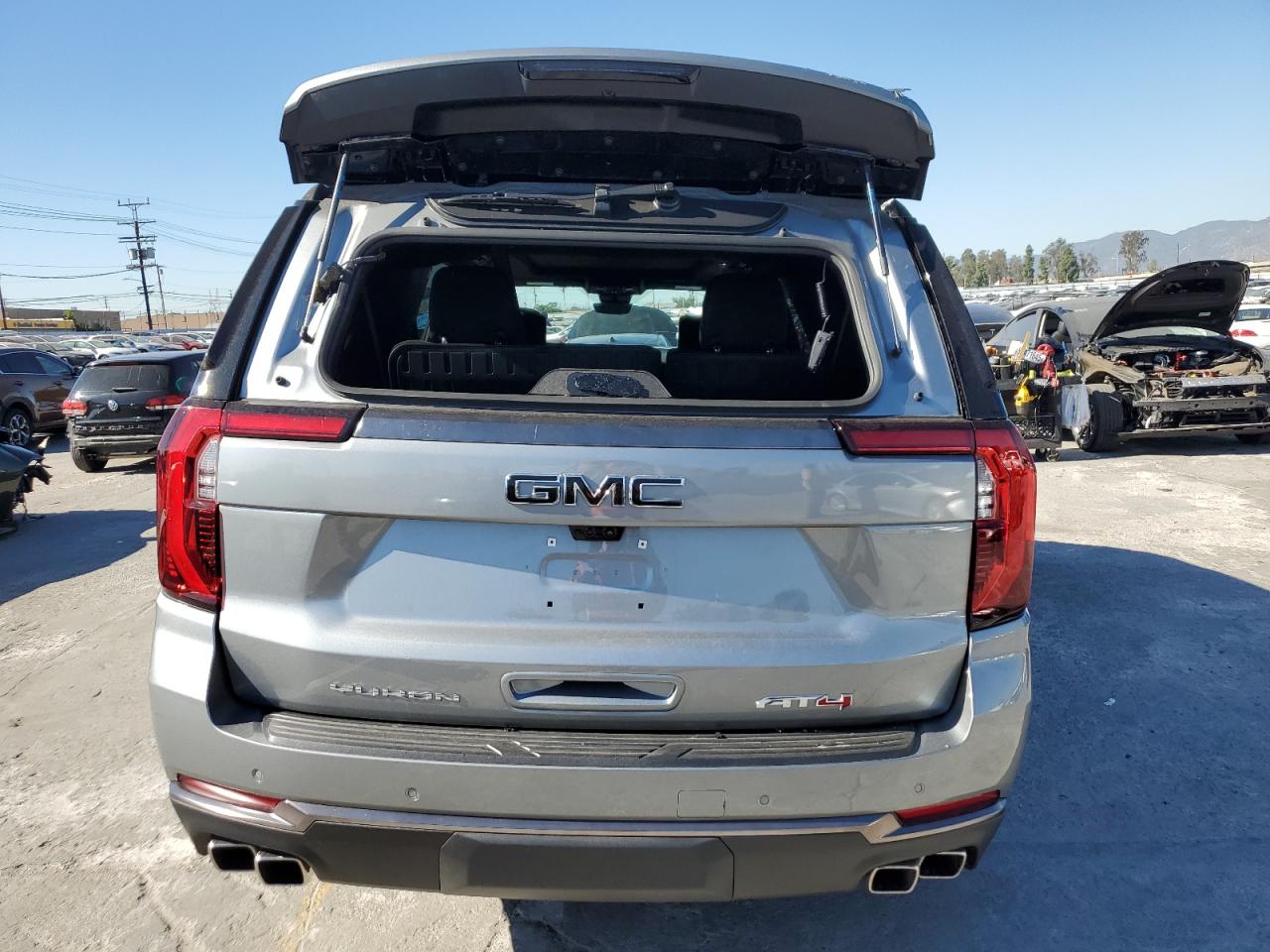 2025 GMC Yukon Xl At4 Ultimate VIN: 1GKS2WR8XSR339544 Lot: 90652345