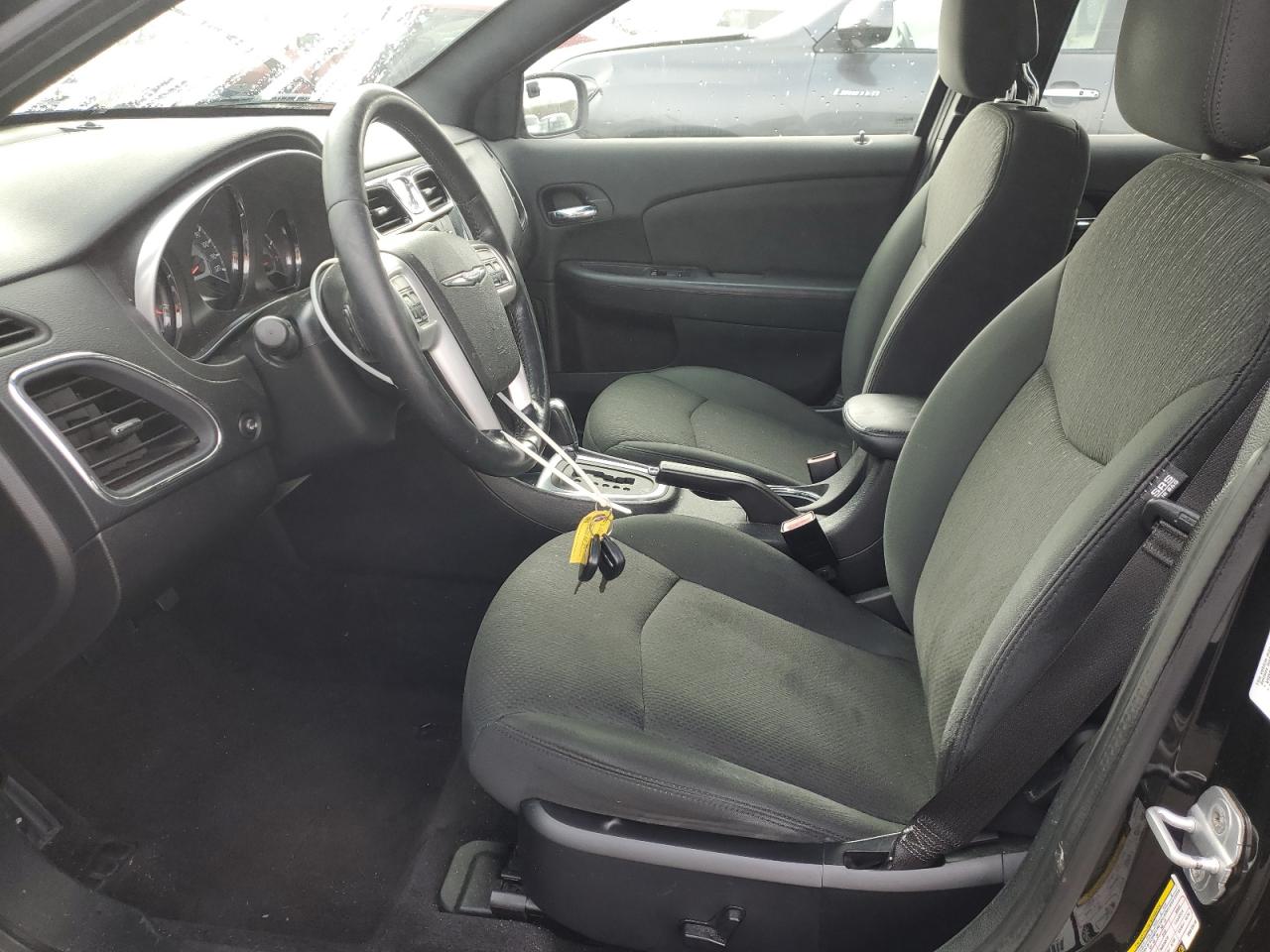 2011 Chrysler 200 Touring VIN: 1C3BC1FG1BN615418 Lot: 86606675