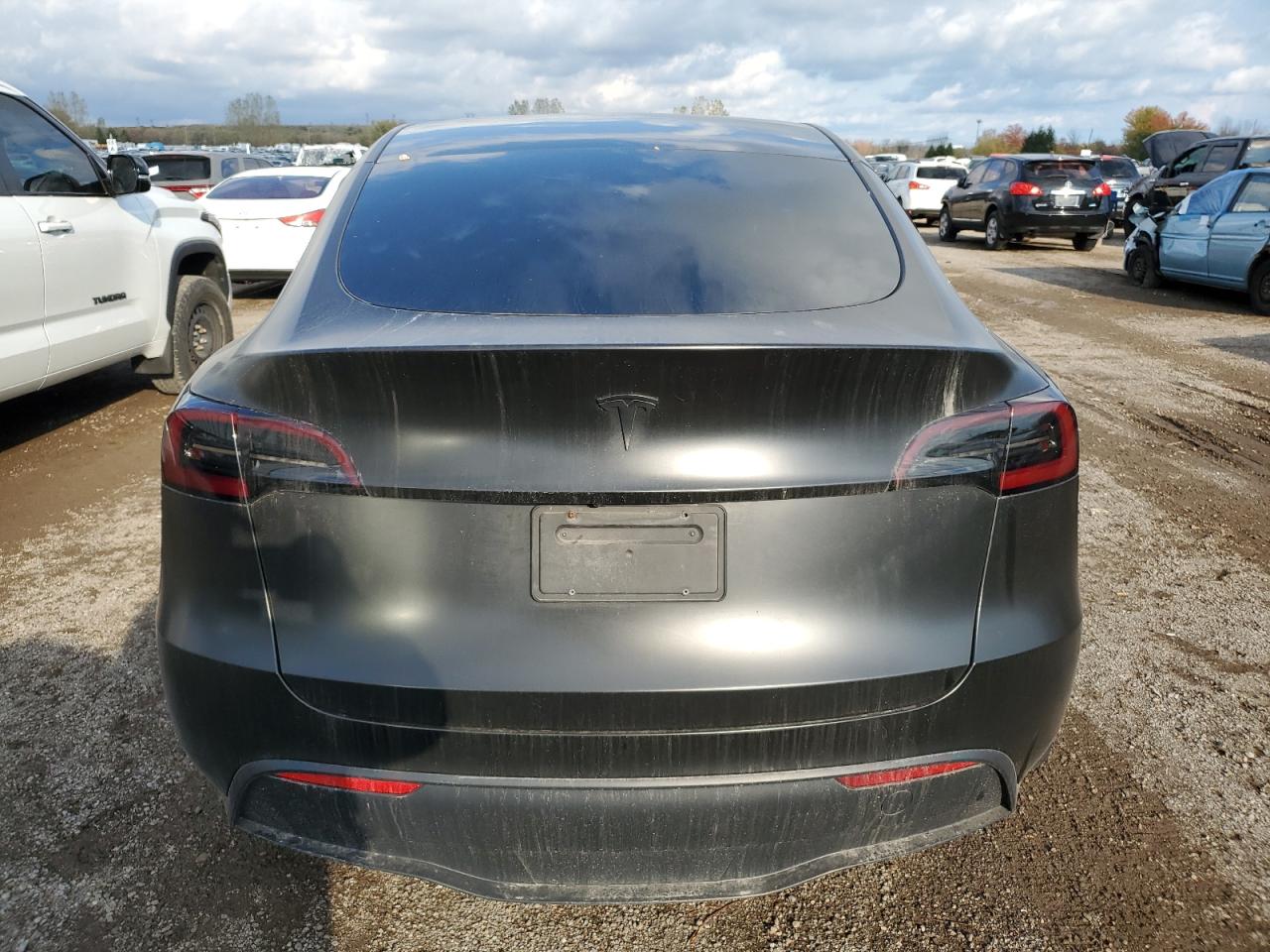 2021 Tesla Model Y VIN: 5YJYGDED8MF124655 Lot: 85175845