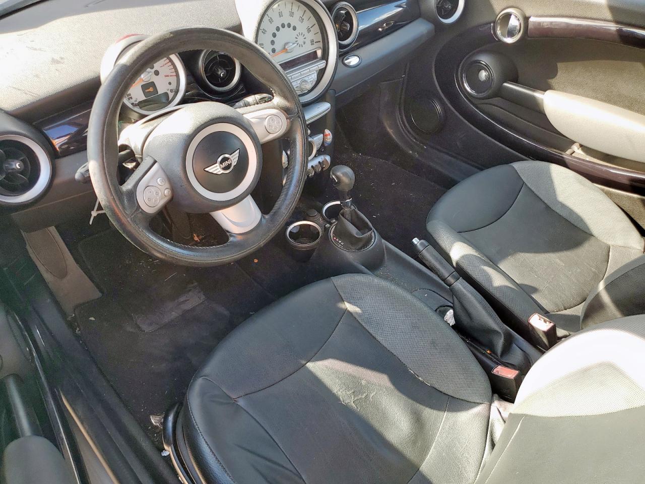 2010 Mini Cooper VIN: WMWMF3C5XATZ22653 Lot: 82195615