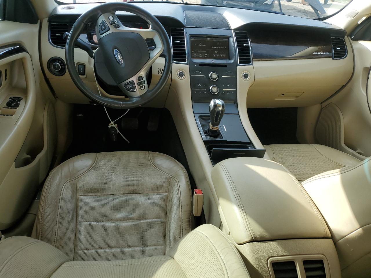 2015 Ford Taurus Limited VIN: 1FAHP2F86FG146917 Lot: 82644475