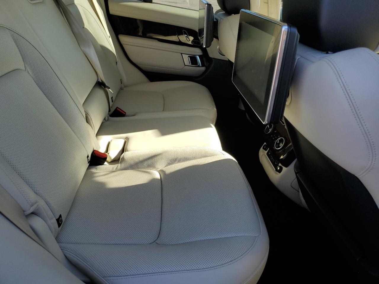 2021 Land Rover Range Rover Westminster Edition VIN: SALGS2SE6MA415863 Lot: 84965585