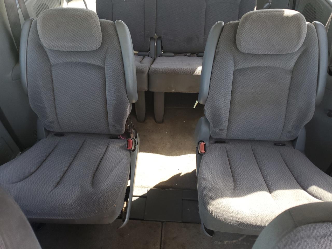 2006 Chrysler Town & Country Touring VIN: 2A8GP54L76R899975 Lot: 85157765