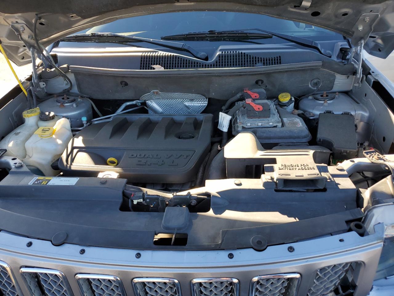 2016 Jeep Compass Latitude VIN: 1C4NJDEB9GD775761 Lot: 85341625