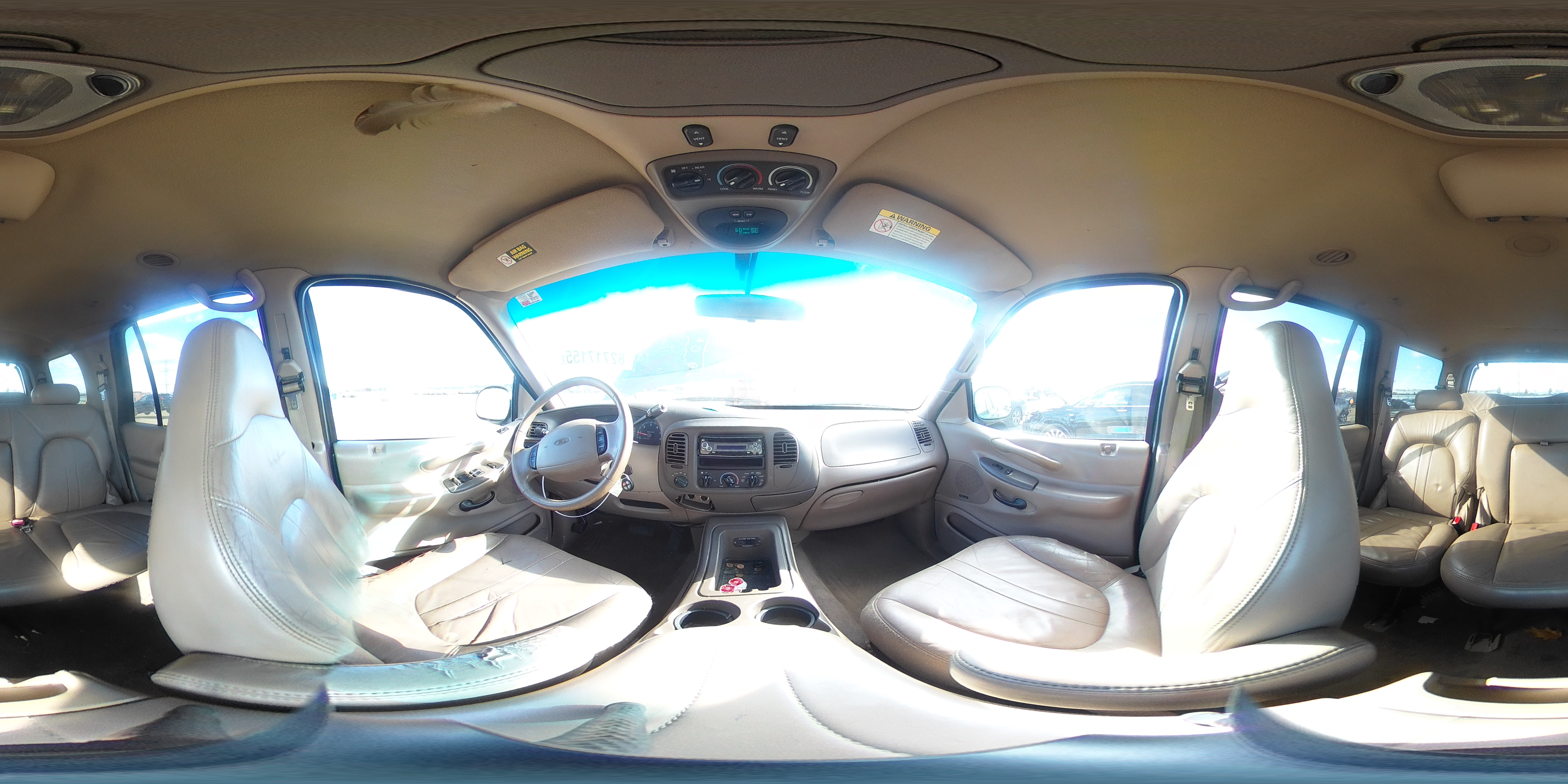 1998 Ford Expedition VIN: 1FMPU18L8WLC20044 Lot: 82717155