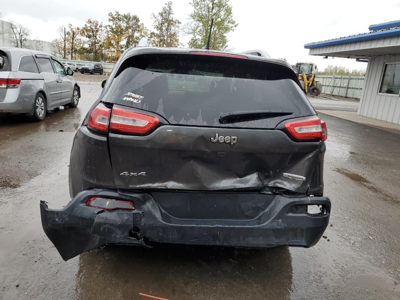 2016 Jeep Cherokee Latitude VIN: 1C4PJMCB1GW260785 Lot: 86282705