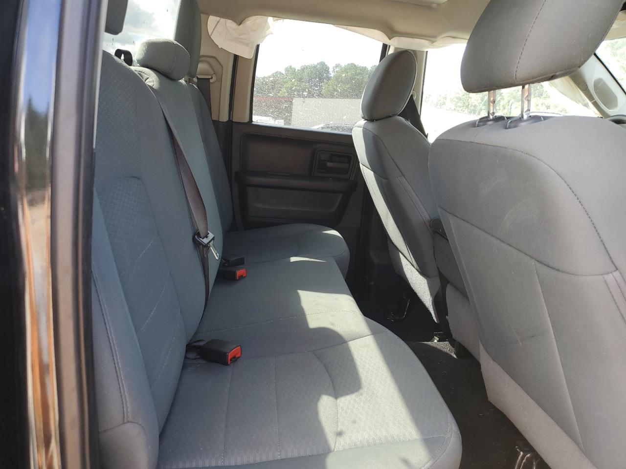 2018 Ram 1500 St VIN: 1C6RR7FT6JS351127 Lot: 81977665