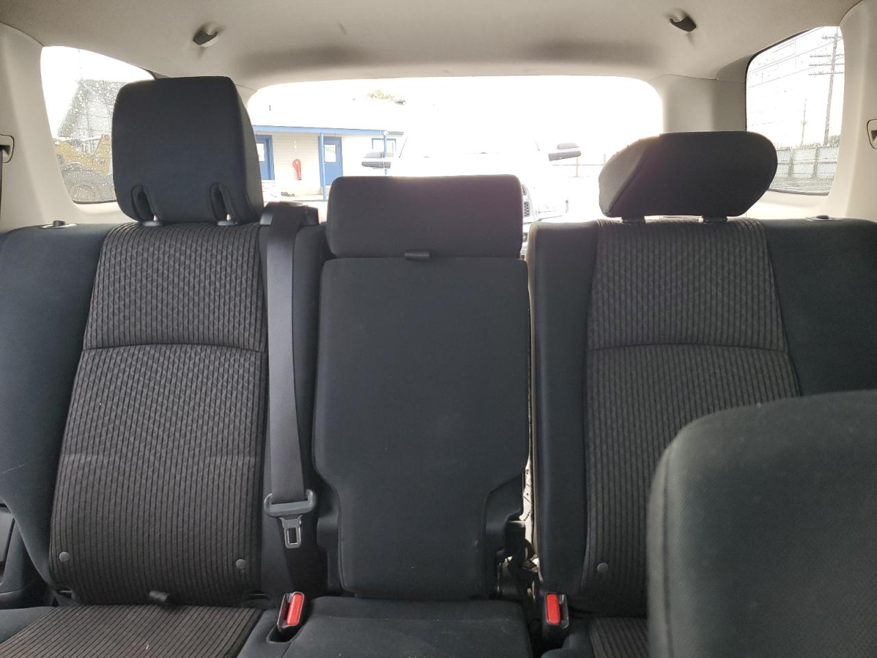 2015 Toyota 4Runner Sr5/Sr5 Premium VIN: JTEBU5JR2F5272032 Lot: 82373555