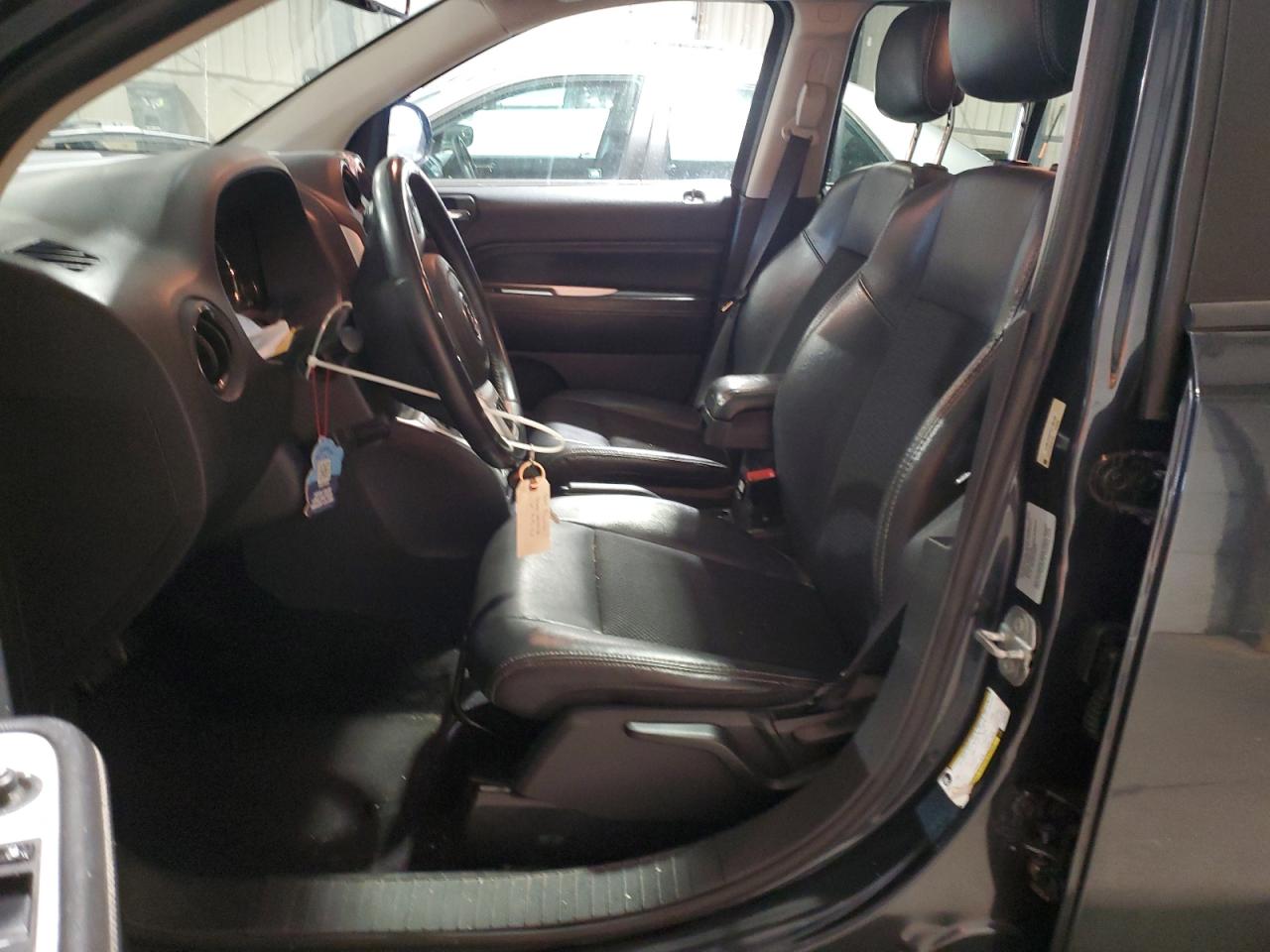 2015 Jeep Compass Latitude VIN: 1C4NJDEB7FD189106 Lot: 82441345