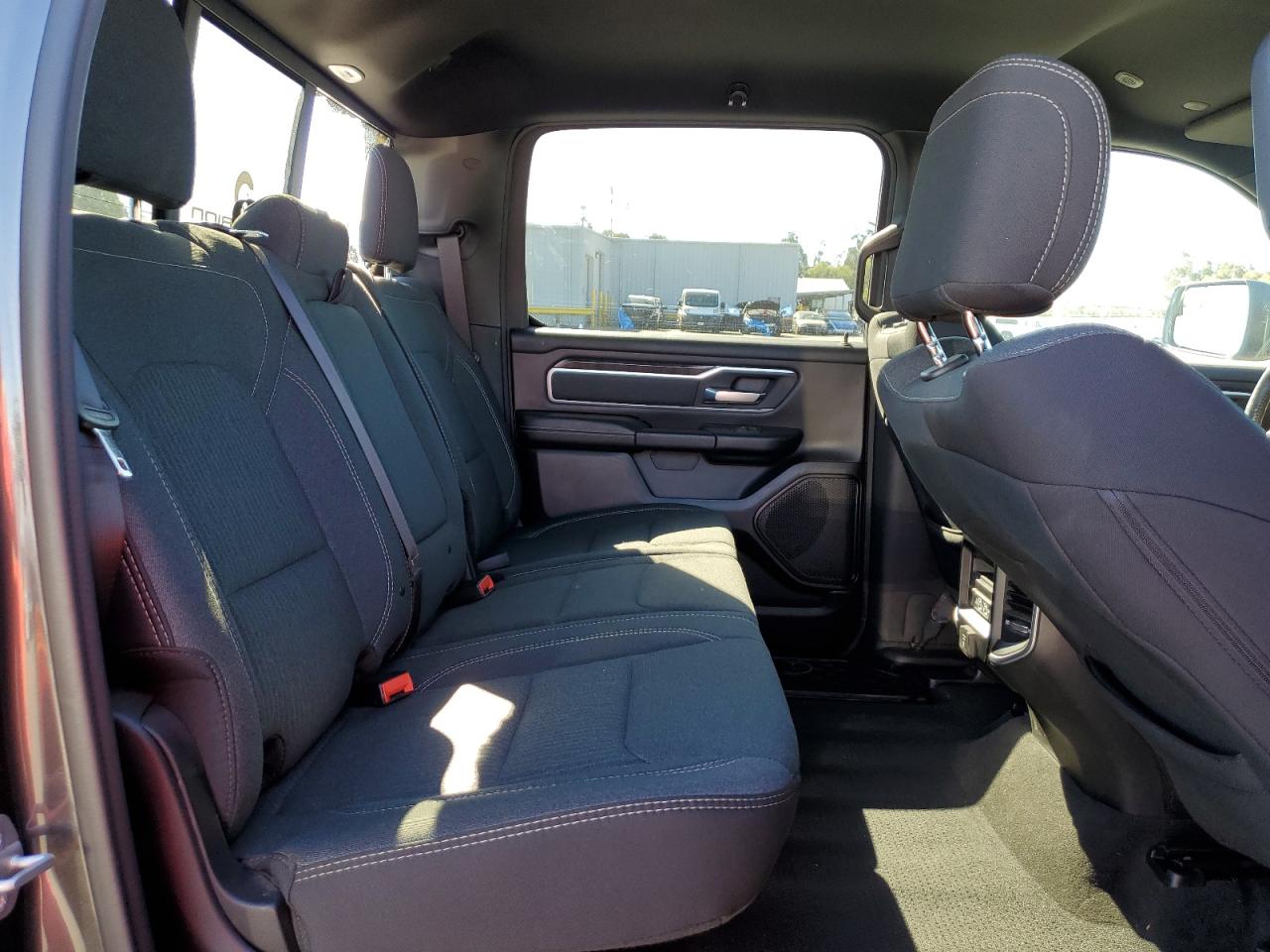 2020 Ram 1500 Big Horn/Lone Star VIN: 1C6SRFMT1LN307584 Lot: 87283255