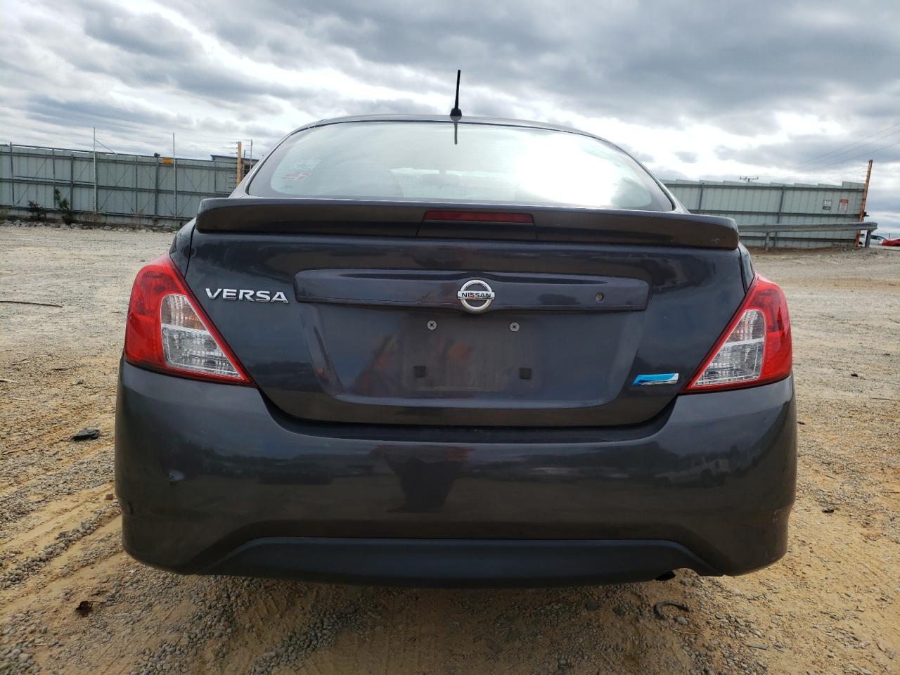 2015 Nissan Versa S VIN: 3N1CN7AP6FL822108 Lot: 85661735