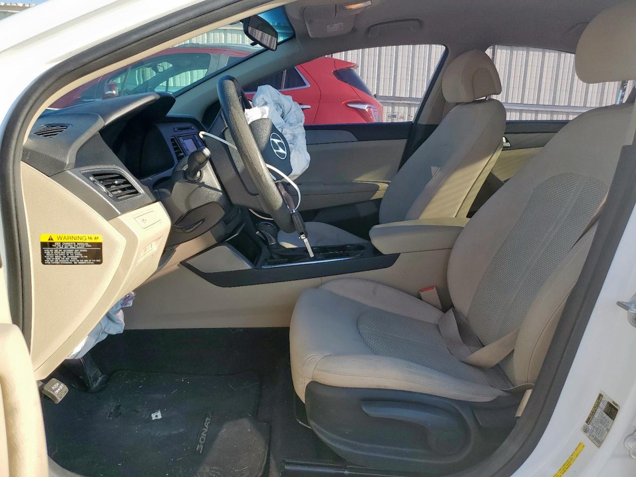 2015 Hyundai Sonata Se VIN: 5NPE24AFXFH176690 Lot: 81943365