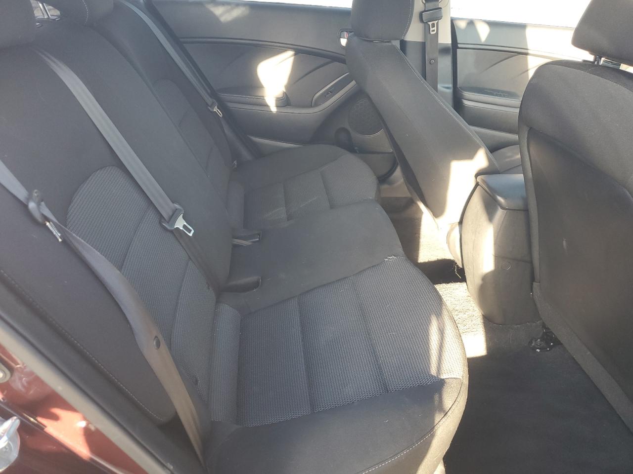 2018 Kia Forte Lx VIN: 3KPFK4A76JE211316 Lot: 84763905