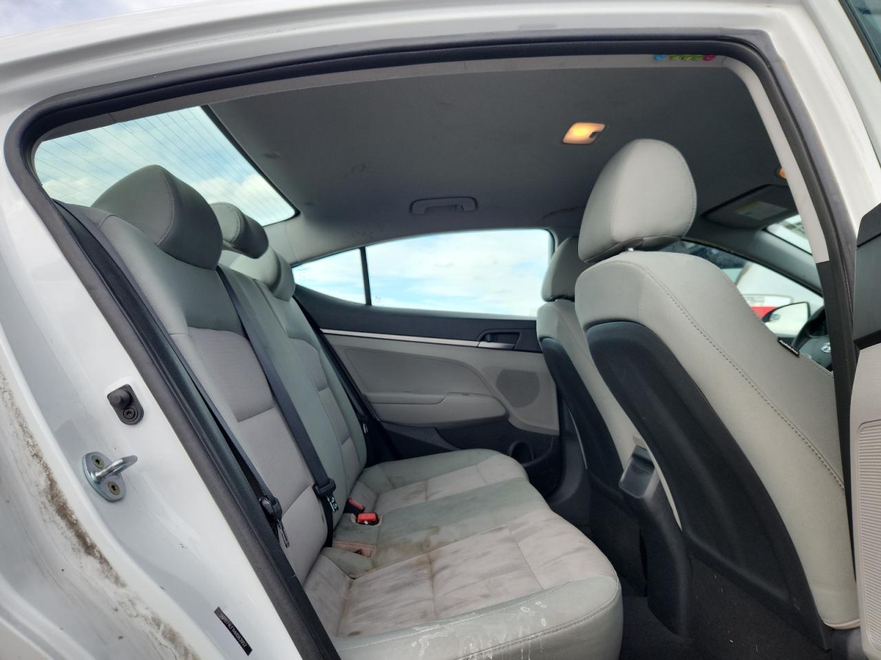 2017 Hyundai Elantra Se VIN: 5NPD74LF1HH083957 Lot: 85877365