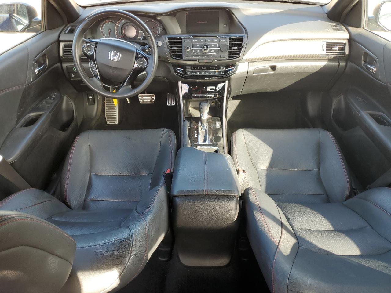 2017 Honda Accord Sport Special Edition VIN: 1HGCR2F13HA143935 Lot: 82222285