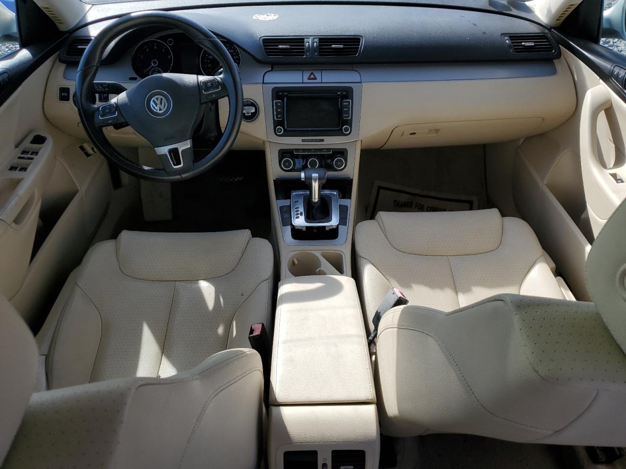 2010 Volkswagen Passat Komfort VIN: WVWJK7AN9AE148105 Lot: 84945595