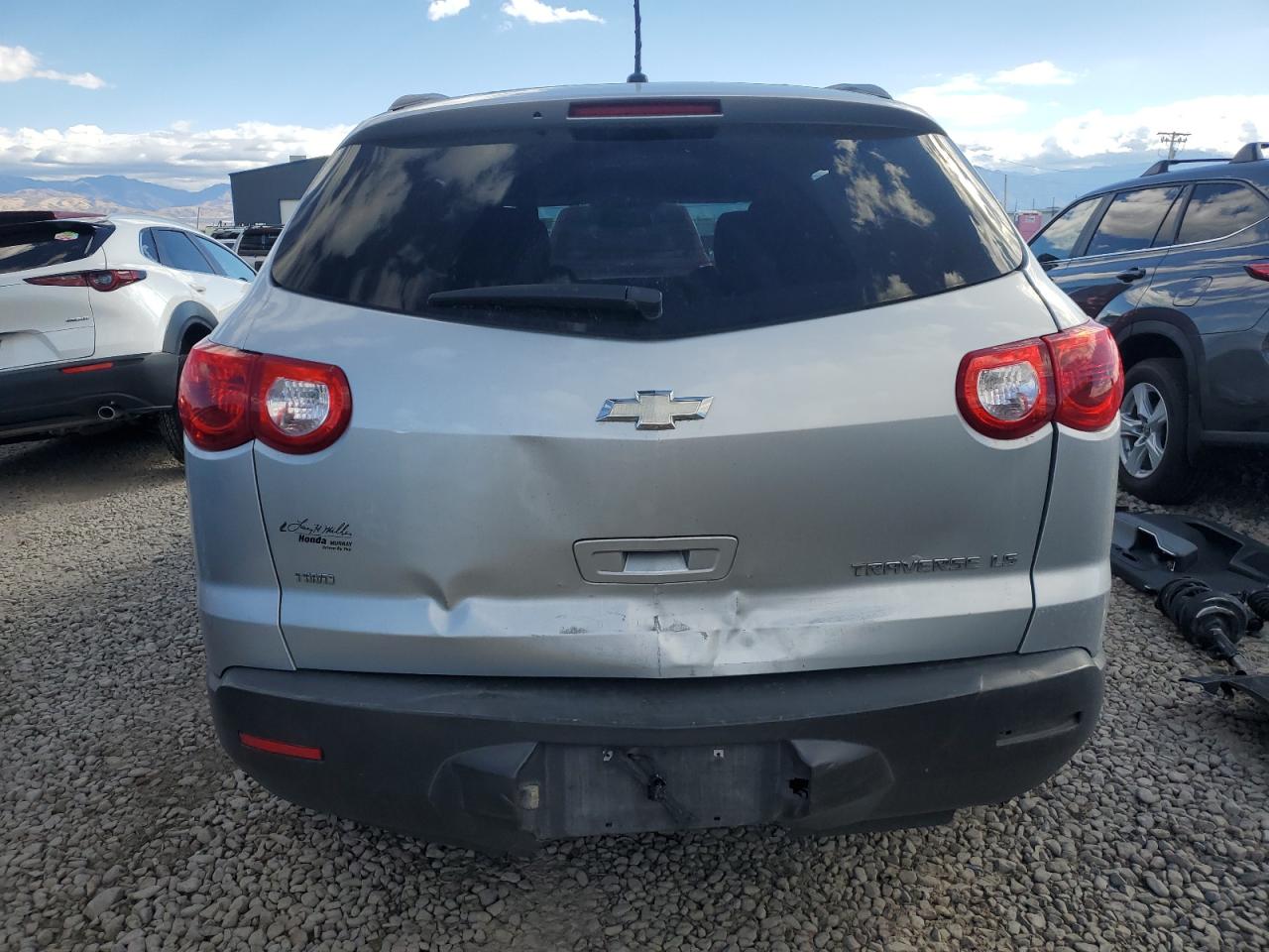 2011 Chevrolet Traverse Ls VIN: 1GNKVEED9BJ101979 Lot: 82411975