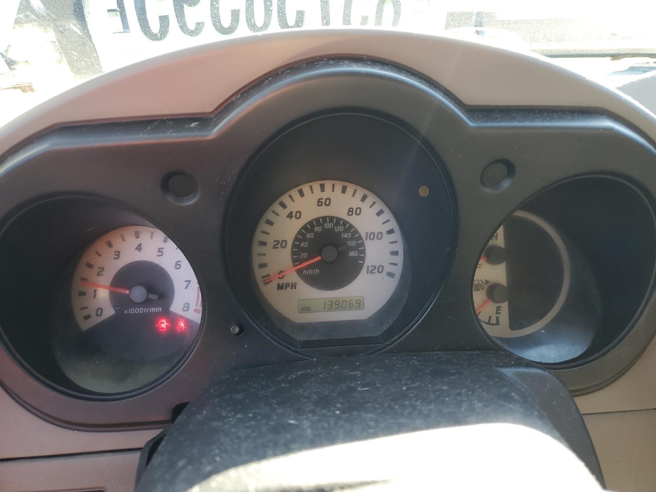 2004 Nissan Xterra Xe VIN: 5N1ED28T74C663313 Lot: 85758395