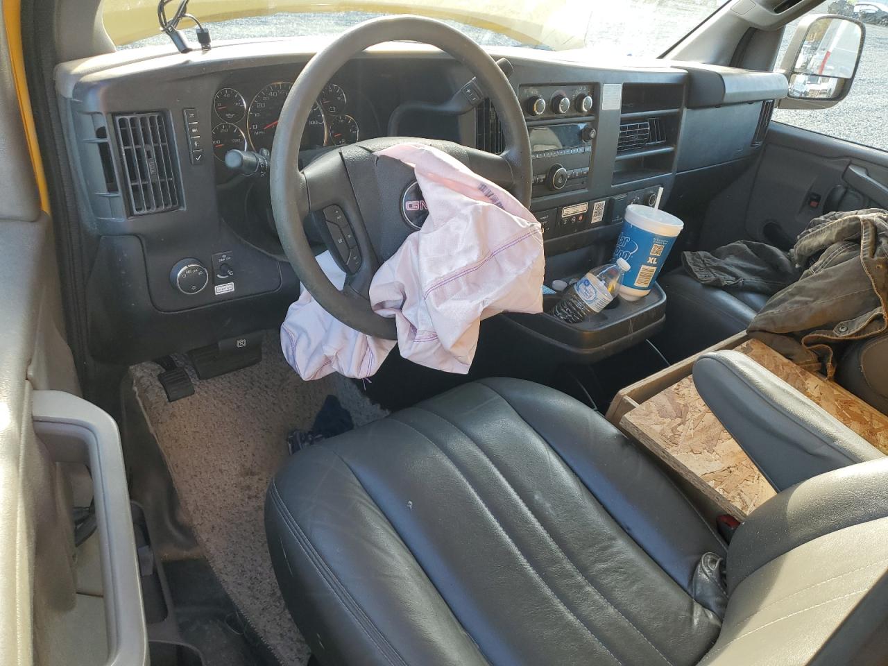 2017 GMC Savana Cutaway G3500 VIN: 1GD07RFF9H1902482 Lot: 82618735