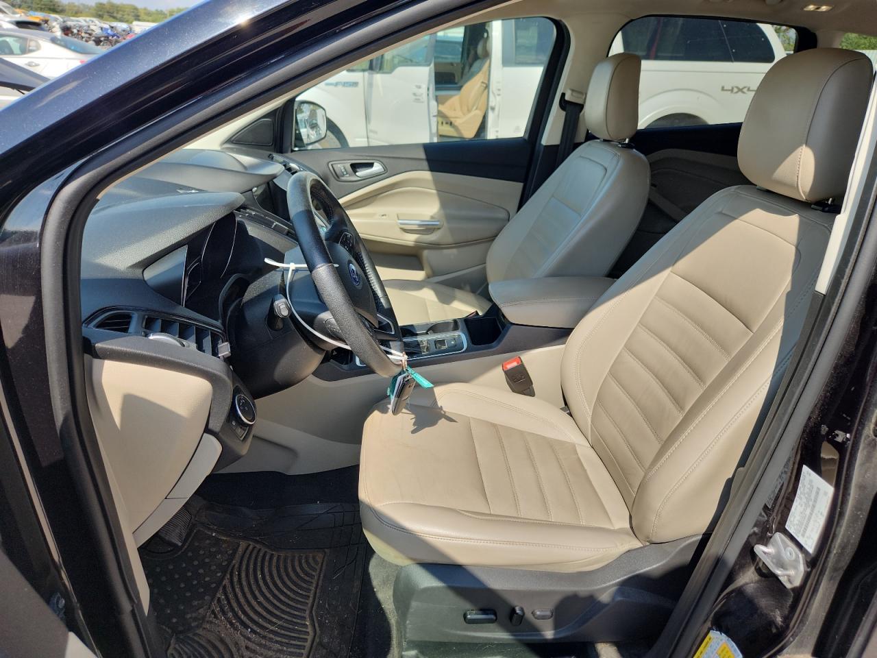 2019 Ford Escape Titanium VIN: 1FMCU0J93KUC08203 Lot: 84303135