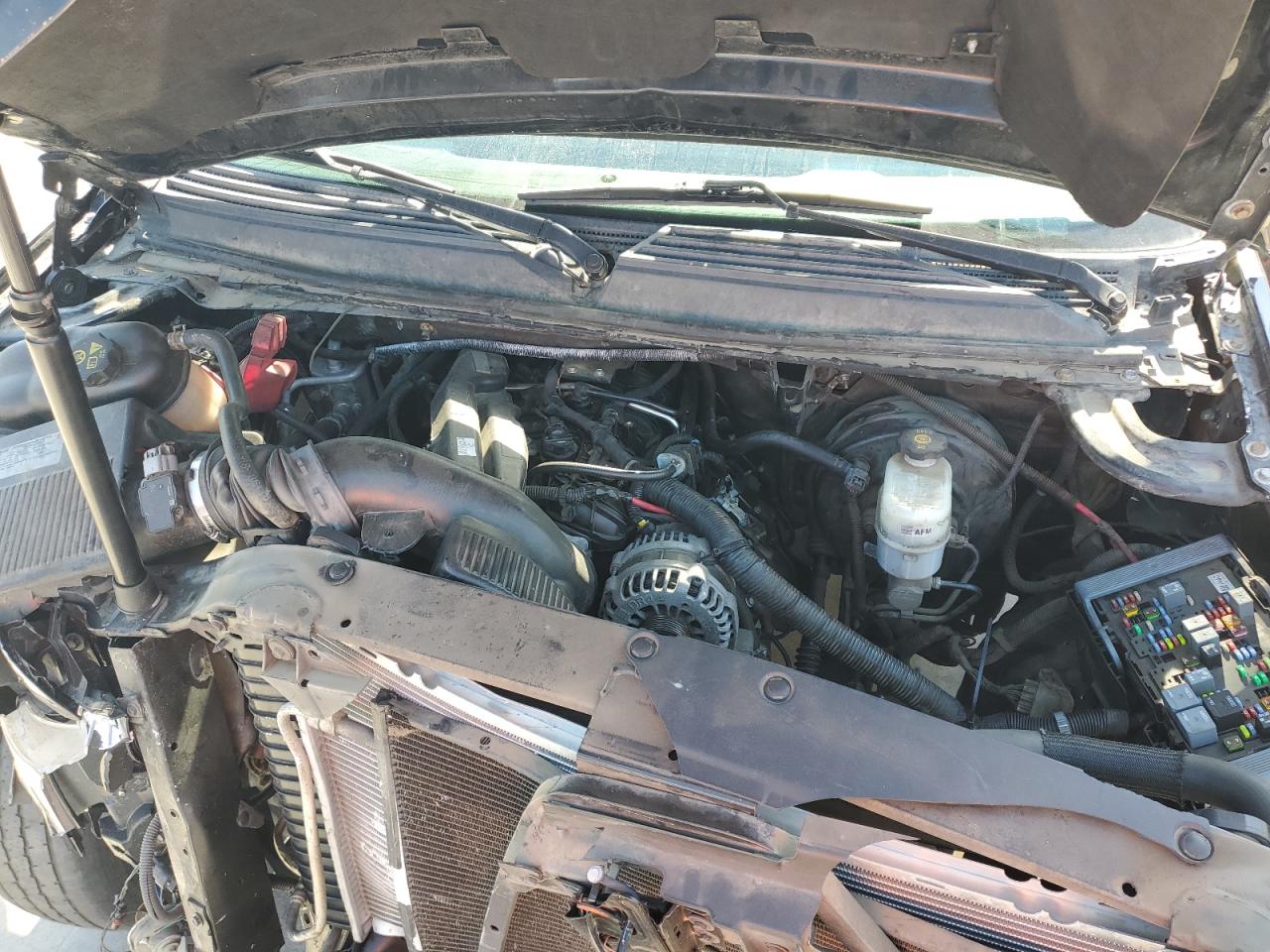 2014 Chevrolet Suburban C1500 Ls VIN: 1GNSCHE06ER221622 Lot: 82325745