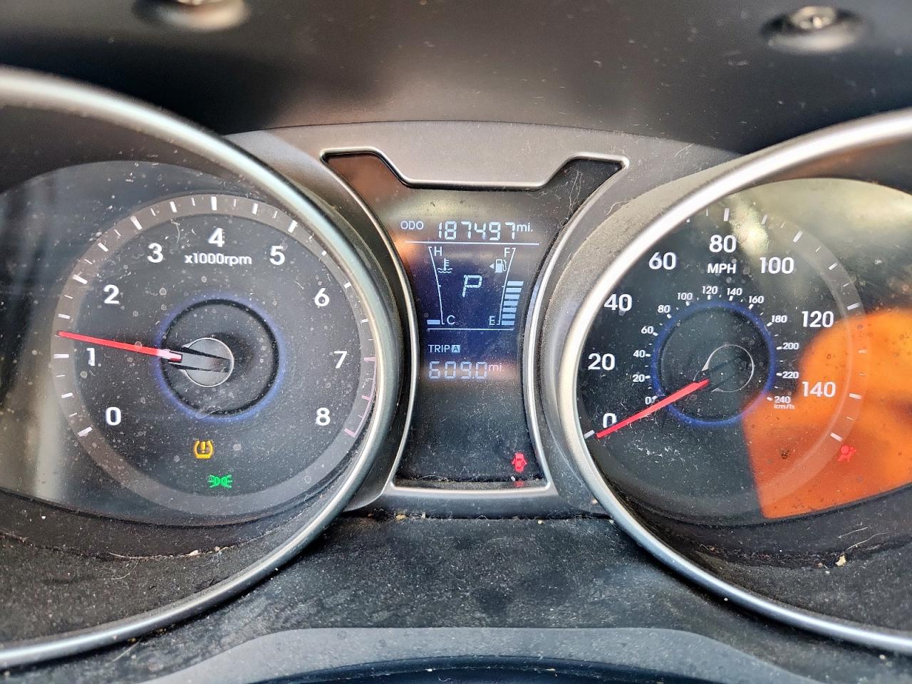 2015 Hyundai Veloster VIN: KMHTC6AD8FU240287 Lot: 82373995