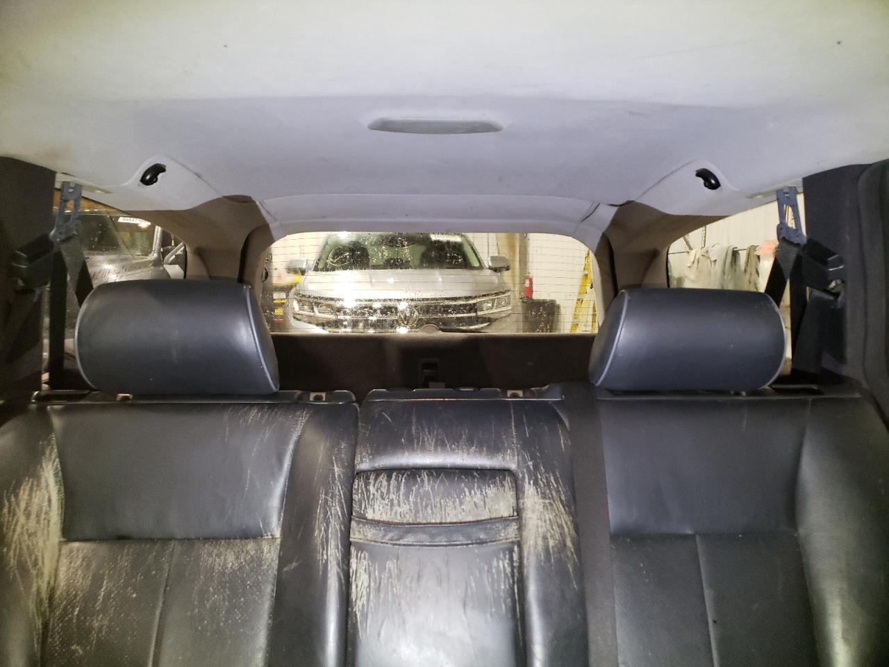 2001 Mercedes-Benz E 320 4Matic VIN: WDBJH82J01X048333 Lot: 86717755