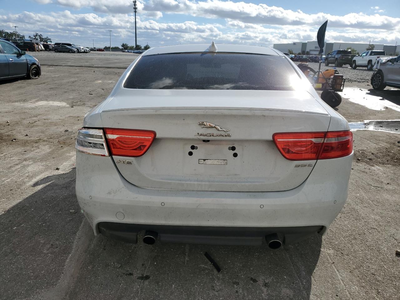 2017 Jaguar Xe R - Sport VIN: SAJAF4BV4HA960688 Lot: 90917605