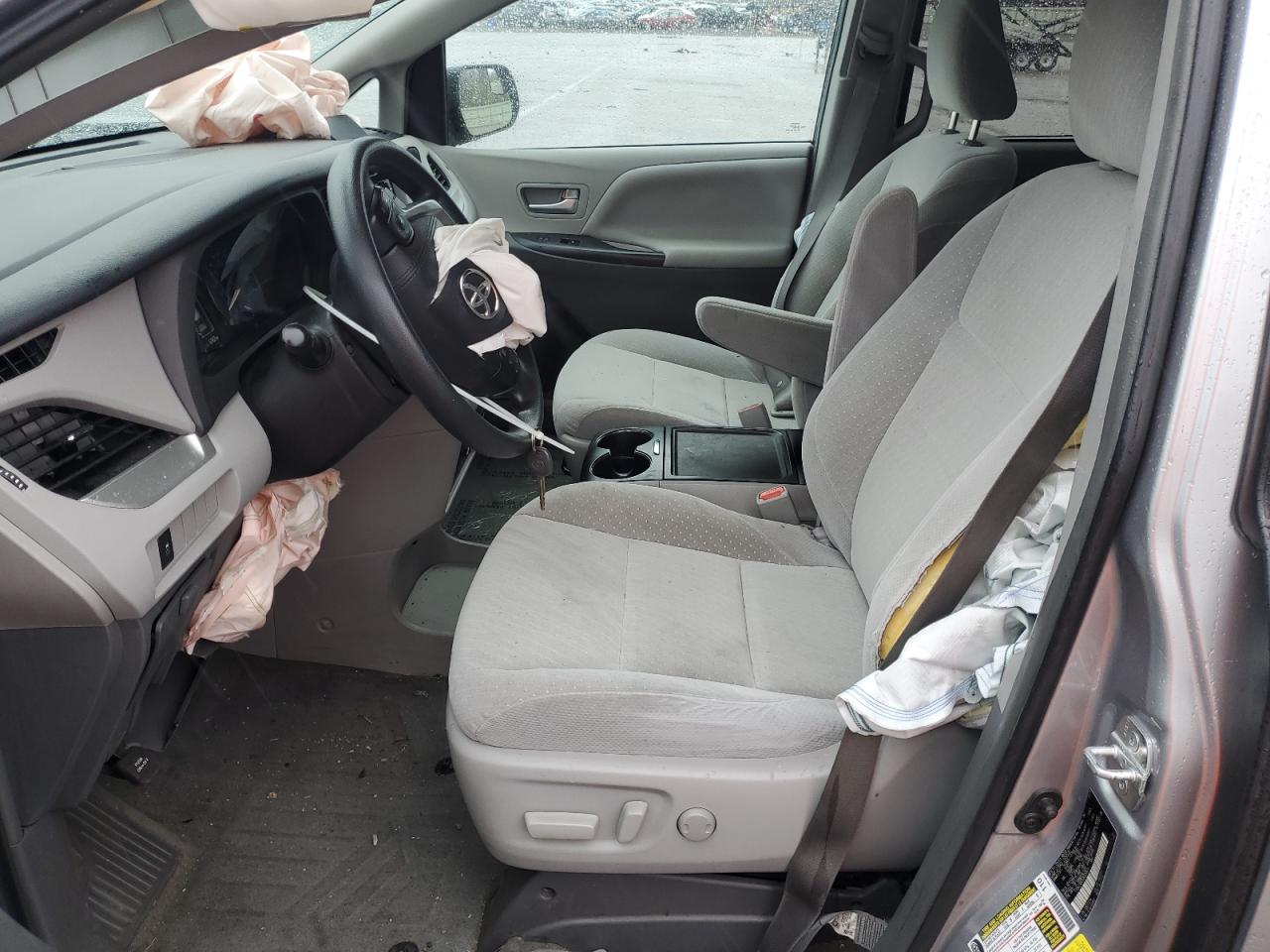 2018 Toyota Sienna Le VIN: 5TDKZ3DC5JS926624 Lot: 85776945