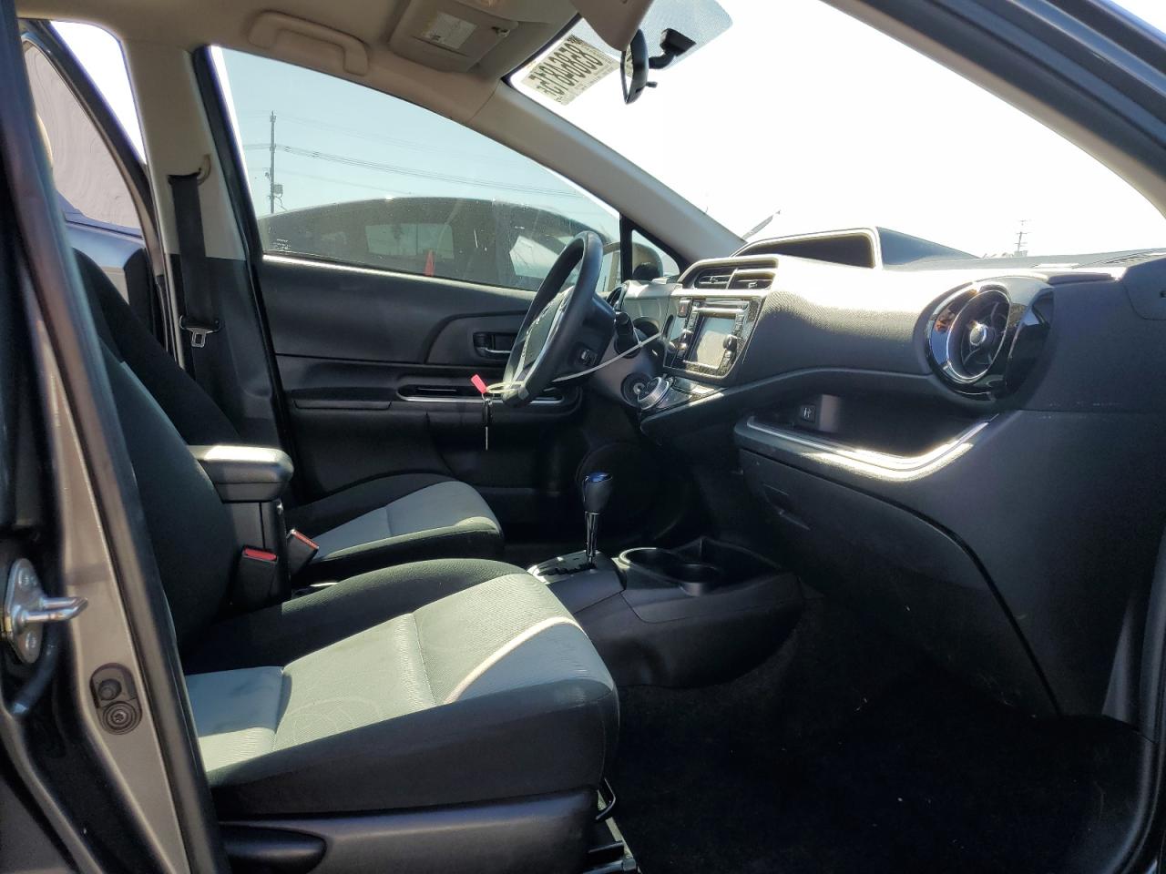 2015 Toyota Prius C VIN: JTDKDTB36F1109684 Lot: 85864815