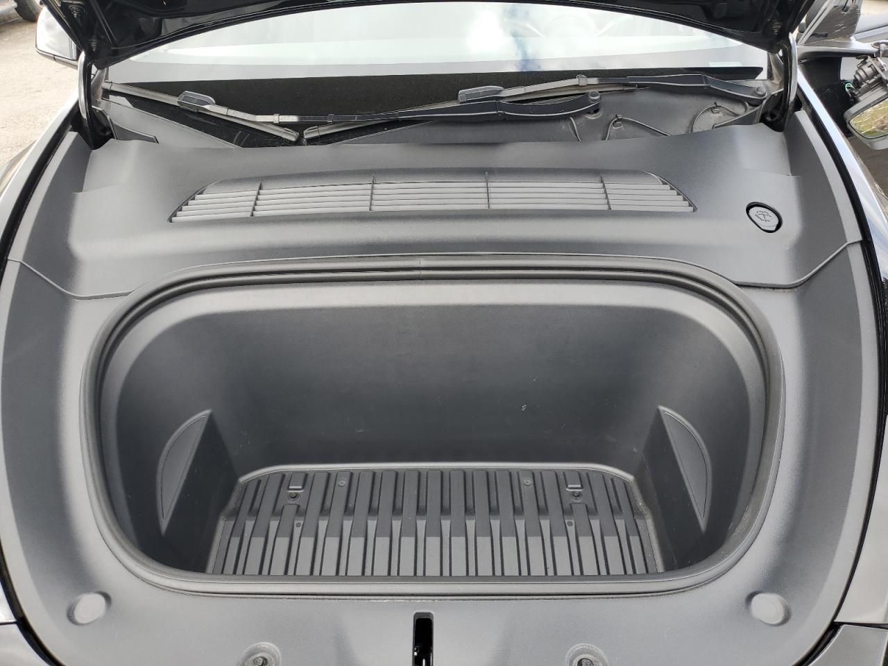 2023 Tesla Model Y VIN: 7SAYGDEE8PF809061 Lot: 86443355