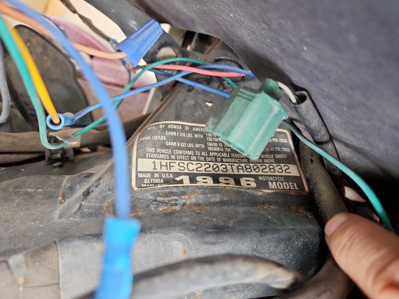 1989 Honda Gl1500 A/2 VIN: 1HFSC2203TA802832 Lot: 84820025