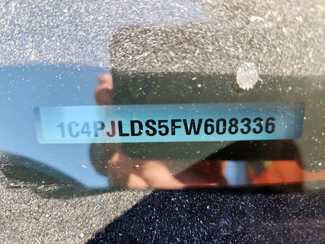 2015 Jeep Cherokee Limited VIN: 1C4PJLDS5FW608336 Lot: 81890455