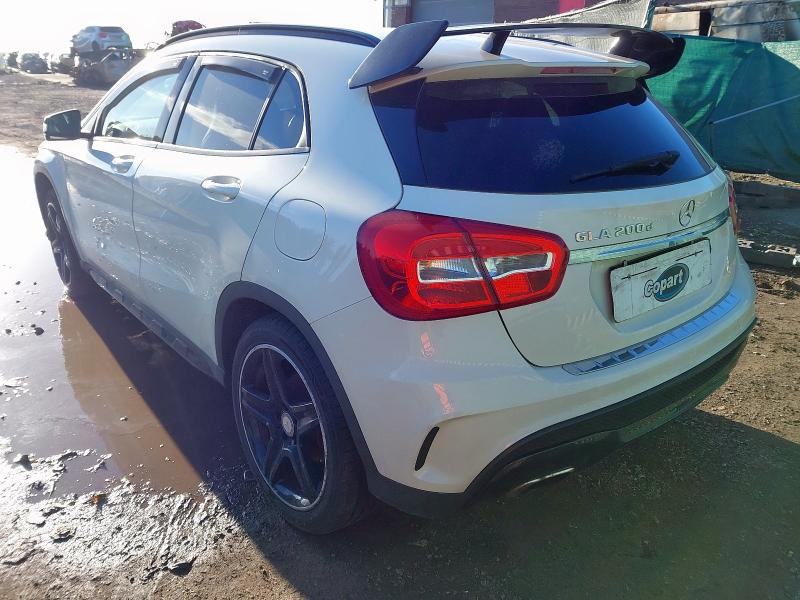 2017 MERCEDES-BENZ GLA 200 D AMG LINE 