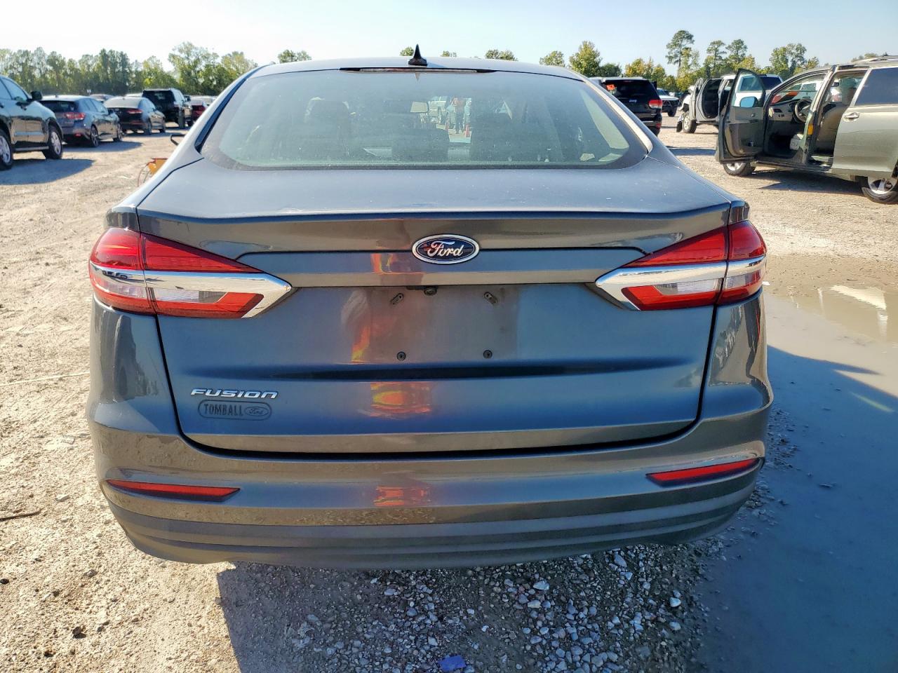 2020 Ford Fusion S VIN: 3FA6P0G76LR180801 Lot: 82682275