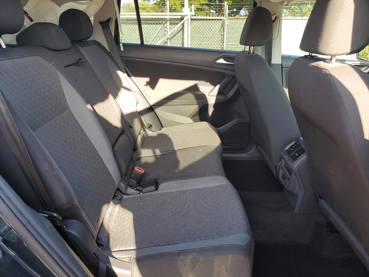 2019 Volkswagen Tiguan S VIN: 3VV0B7AX4KM097946 Lot: 81899655