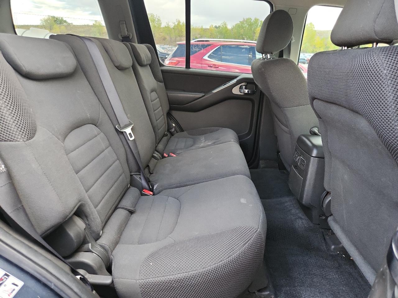 2005 Nissan Pathfinder Le VIN: 5N1AR18W35C749448 Lot: 84068505