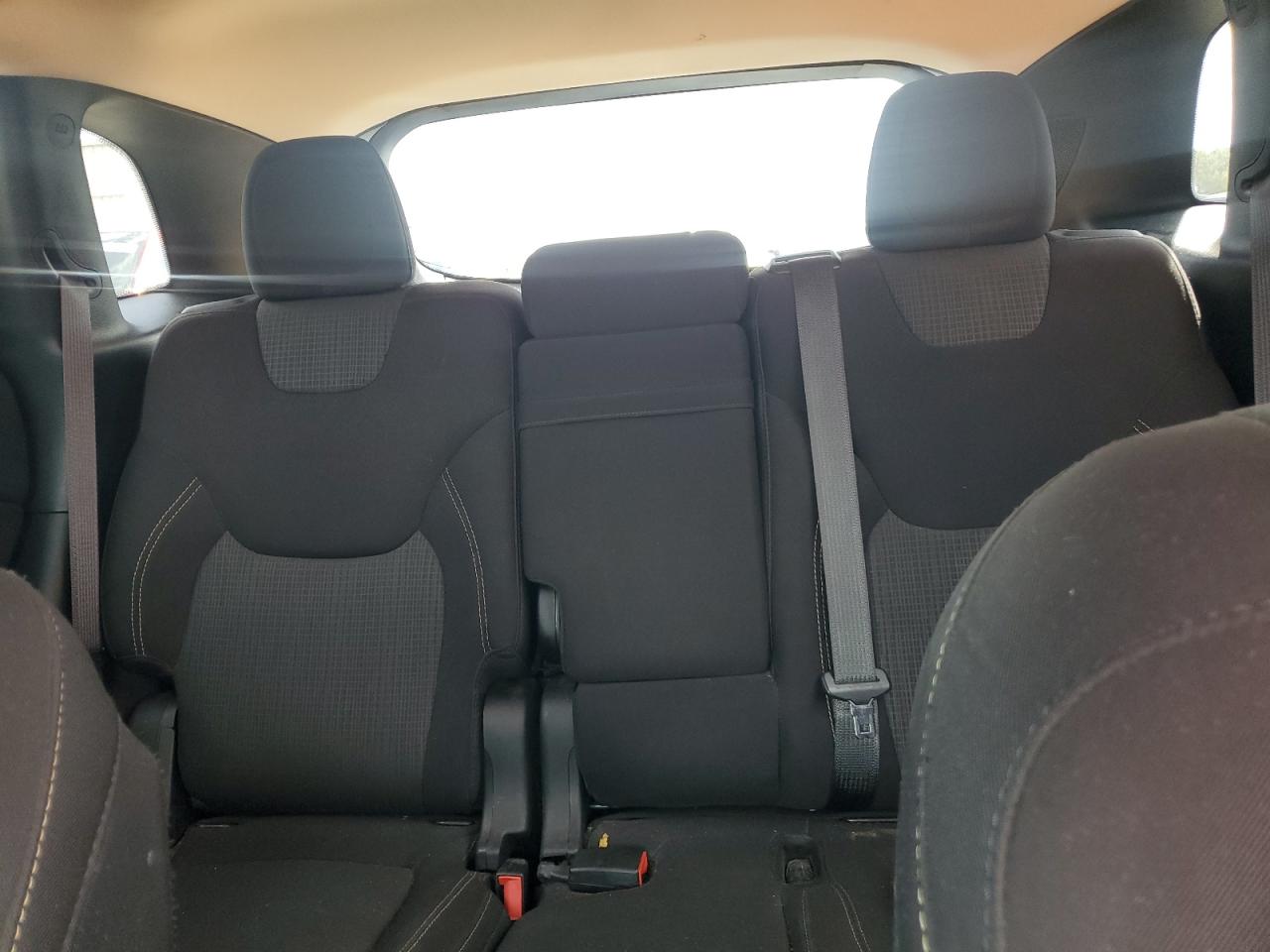 2016 Jeep Cherokee Latitude VIN: 1C4PJMCB3GW194840 Lot: 85258655